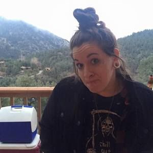 Meet your Posher, Gaby